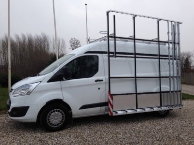 16-CustomL2H2-glassrack.JPG
