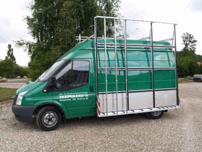 21-Ford_Transit-glassrack.jpg