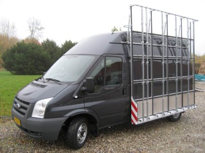 32-ford-glassrack.JPG
