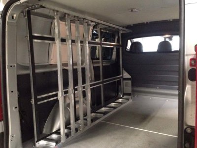 11-Interior-glassrack.JPG