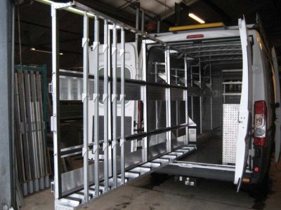 24-Interior-glassrack.JPG