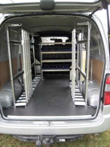 26-Interior-glassrack.JPG